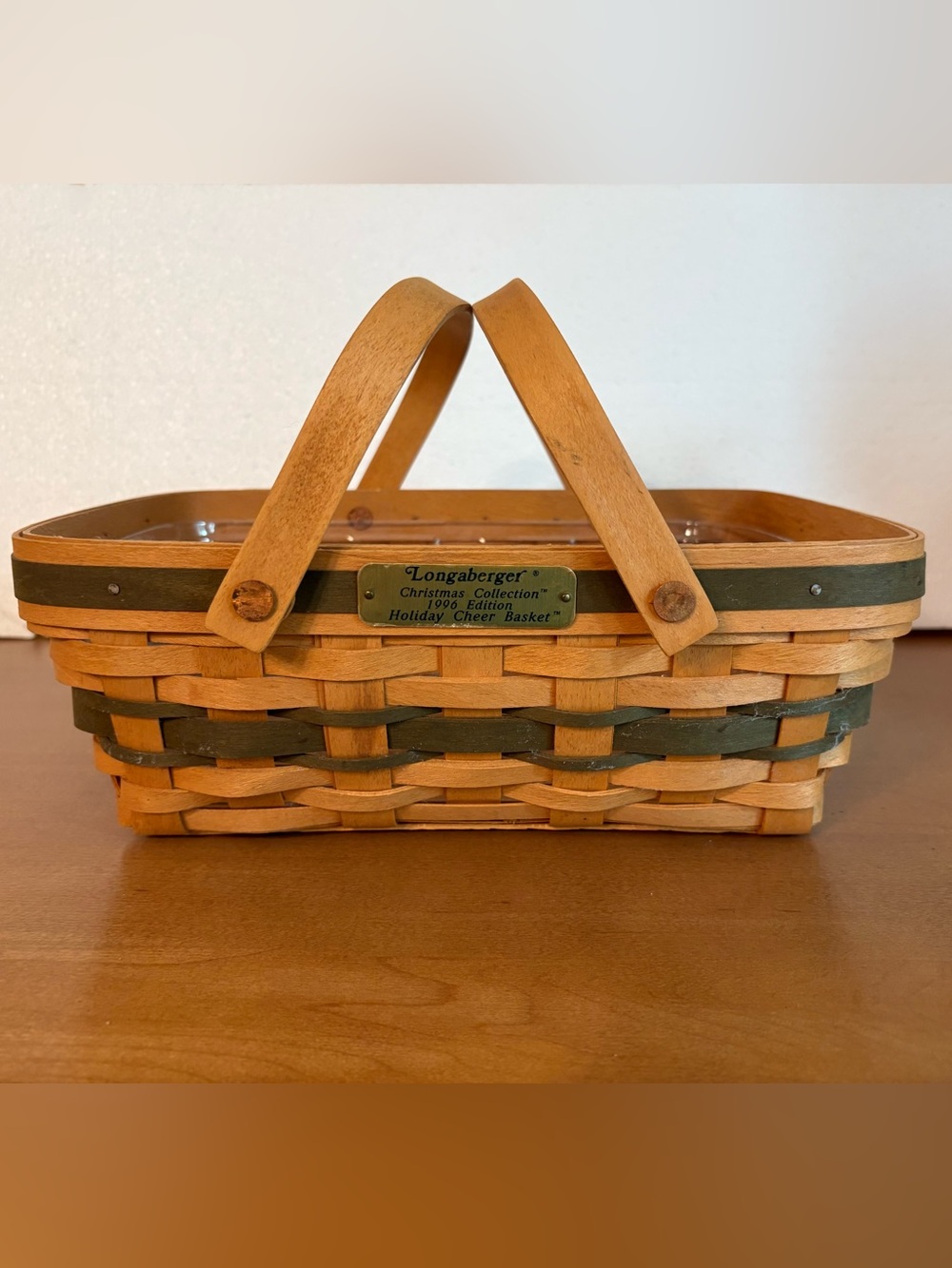 Longaberger 1996 Christmas Holiday Cheer Basket w/Protector